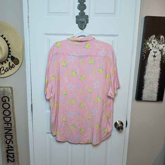 Disney The Little Mermaid Flounder Camp Shirt Size XL Button Down Pink Rare vaca - Picture 7 of 10